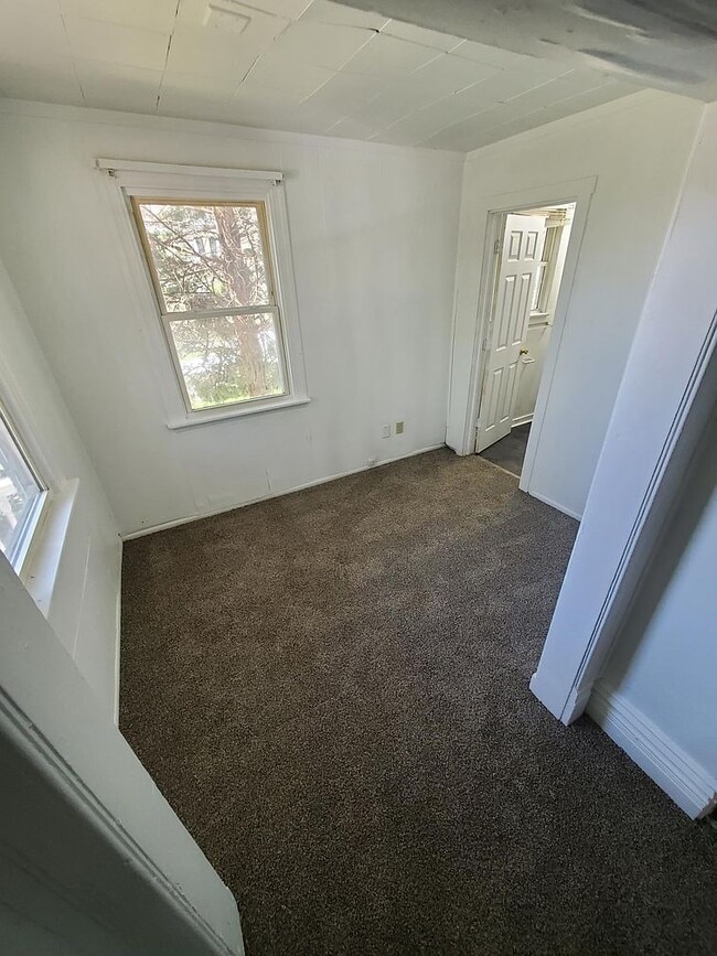Building Photo - 205 N. C. St. Hamilton, OH. 45013