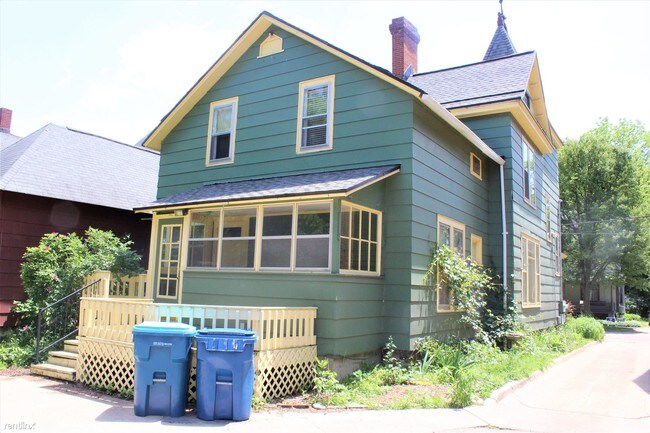 Building Photo - 1 br, 1 bath  - 718 Eleanor St 718 #1