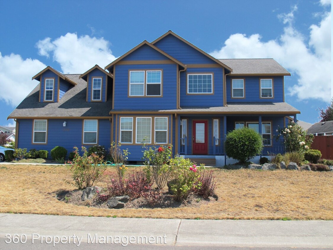 Foto principal - 3 br, 2.5 bath House - 1700 SW Tahoe St.