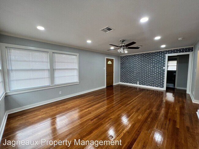 Foto del edificio - 3 br, 2 bath House - 1800 11th St