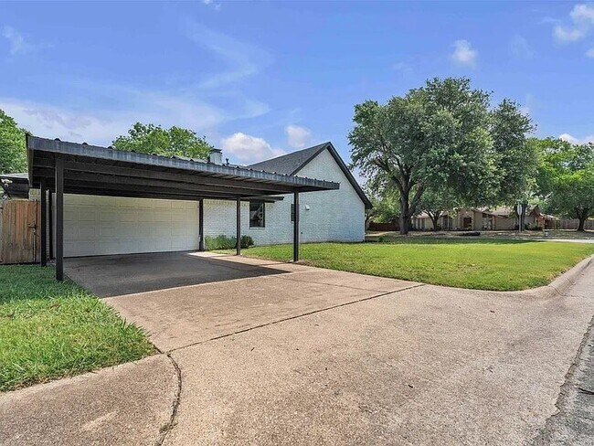 Foto del edificio - 3837 Kimball Ridge Dr