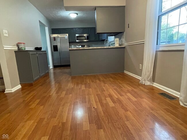 Building Photo - 3306 Corey Dr