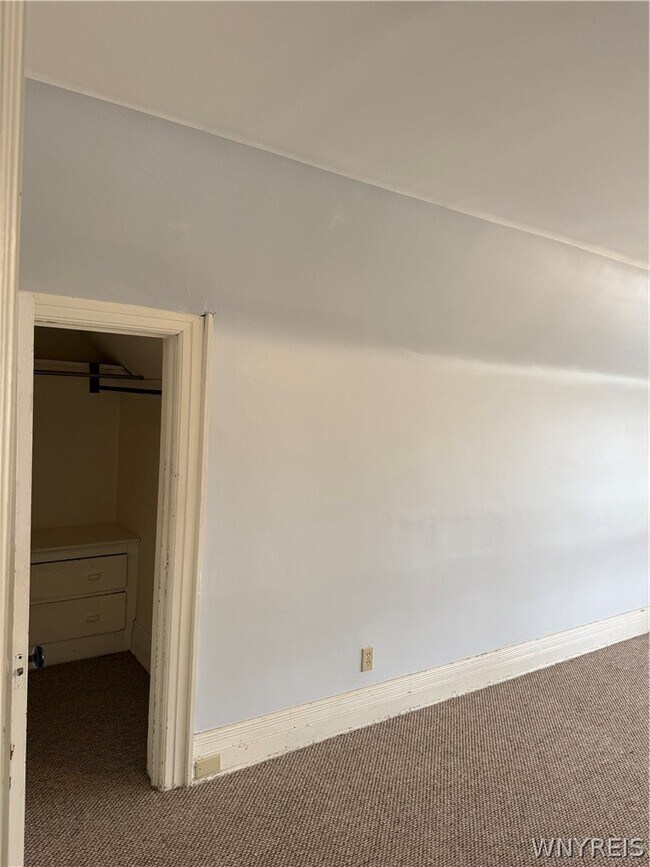 Foto del edificio - 344 Elmwood Ave