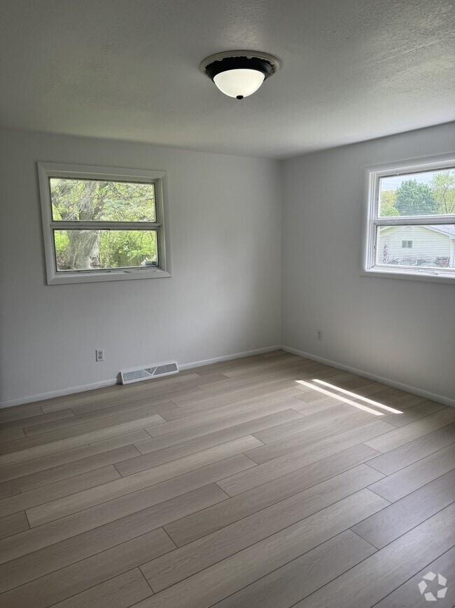 Building Photo - 4054 Buesching Dr