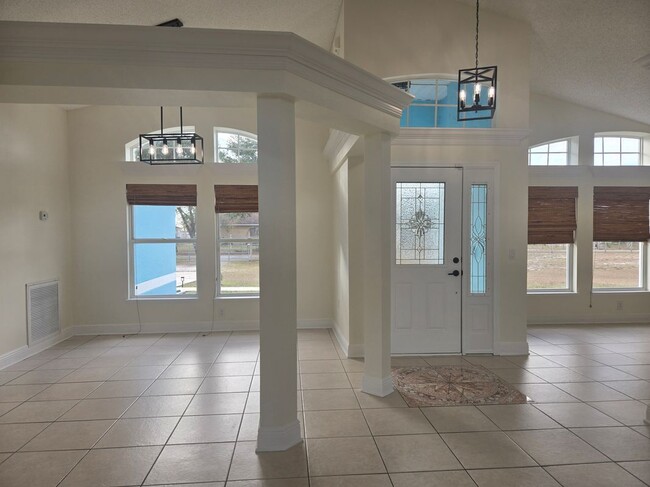 Building Photo - 3190 Lori Ct