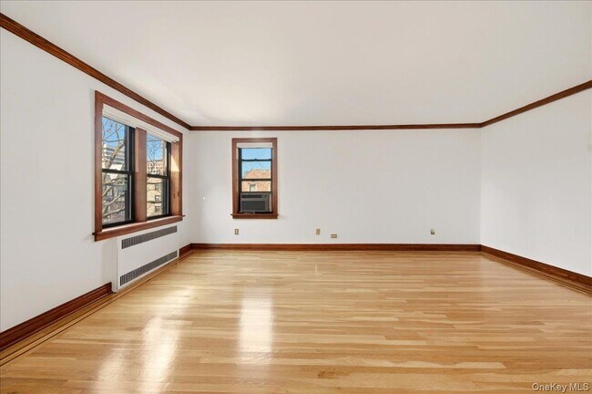 Foto del edificio - 300 Main St