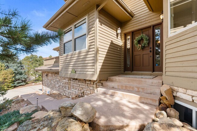 Photo - Stunning Fully Furnished Home in Roxborough Park!