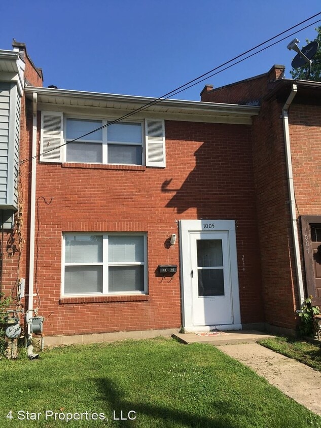 Primary Photo - 2 br, 1 bath House - 1005 Pine St.