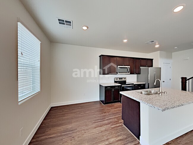 Building Photo - 1479 Garden Swing Avenue