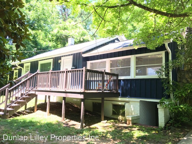 Building Photo - 3 br, 2 bath House - 105 A Stephens St