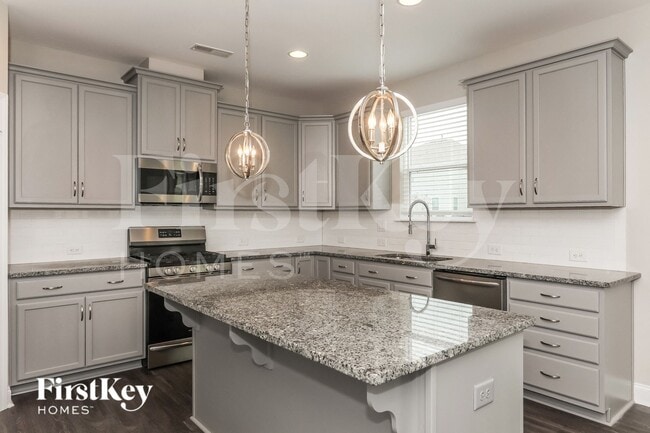 Building Photo - 1026 Mendenhall St