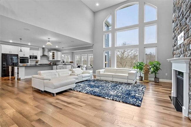 Building Photo - 1190 Brook View Ct