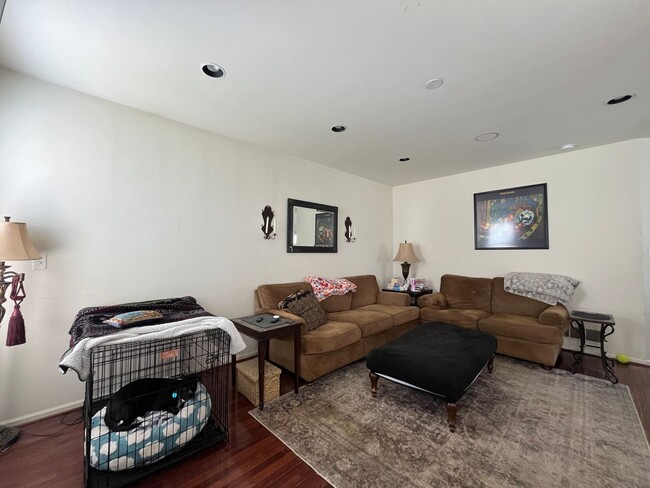 Foto del edificio - Stunning Upper Nazareth End Unit Townhome
