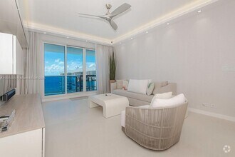 Building Photo - 2301 Collins Ave