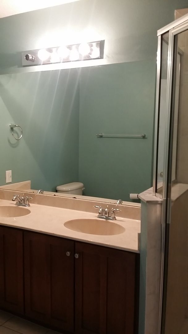 Foto del edificio - 8536 Trail Wind Dr