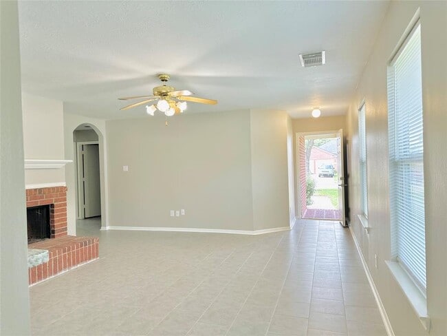Building Photo - 2506 Teal Run Pl Dr