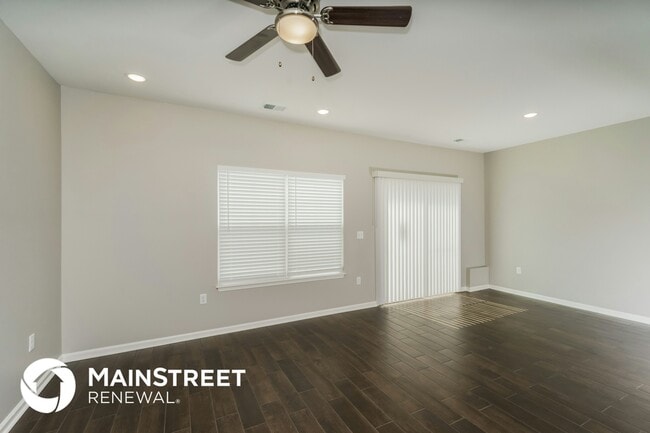 Building Photo - 2086 Steamboat Wy