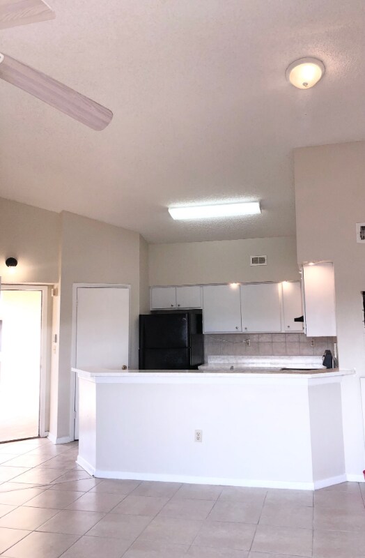 Foto del edificio - 2550 SW 18th Terrace