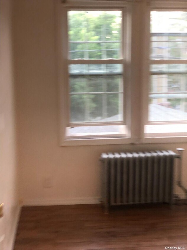 Primary Photo - 146-18 106th Ave