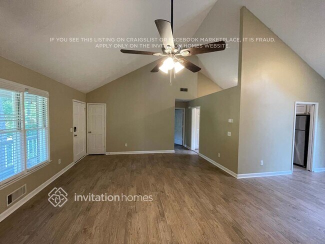 Foto del edificio - 4932 Falcon Wood Trace NE