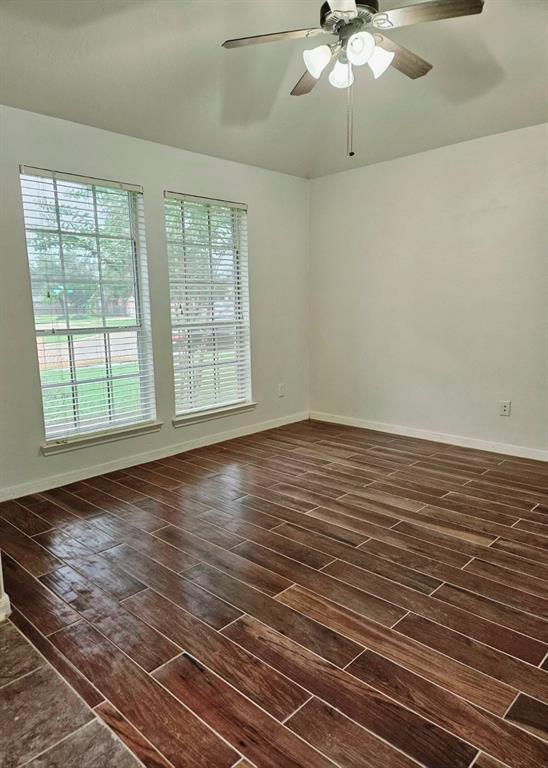 Foto del edificio - 707 Aqua Vista Ln