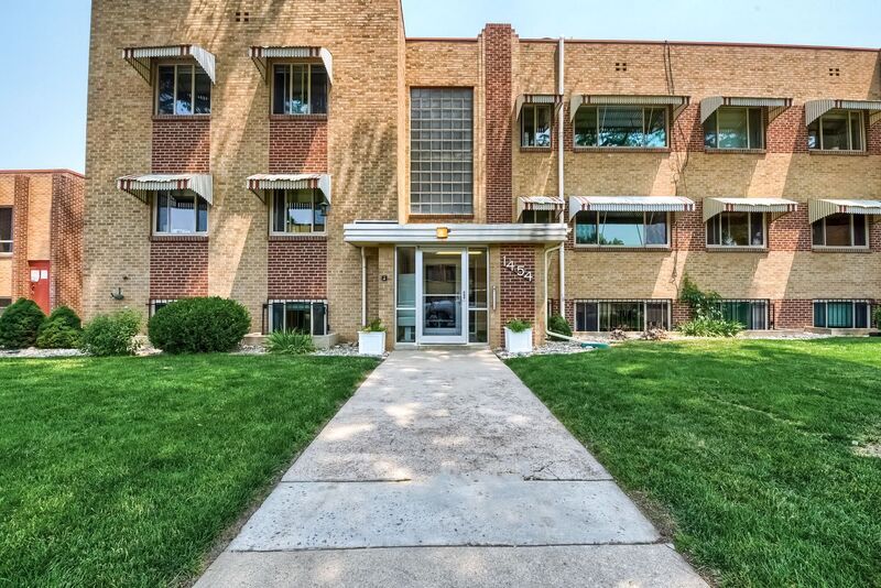 Primary Photo - 1454 Jersey St