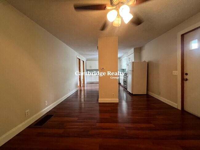 Foto del edificio - 60 Homer Ave