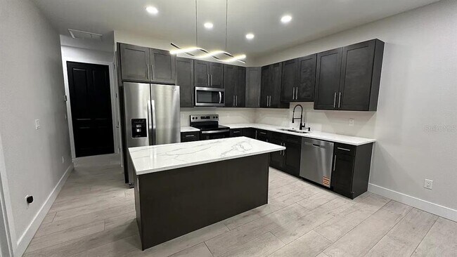 Foto del edificio - 710 Childs Ave