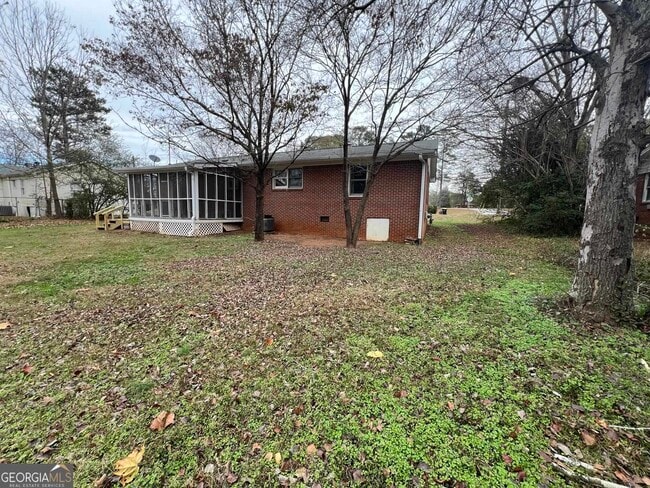 Building Photo - 65 Sprayberry Rd