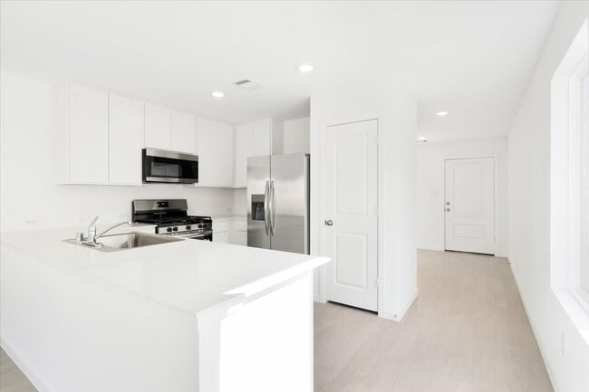 Foto del edificio - 1618 Gardenia Blossom Ln