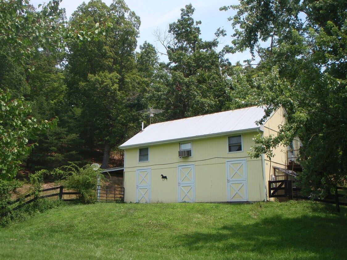 Primary Photo - 41 Willow Lake Ln