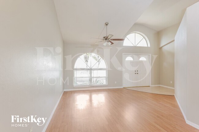 Foto del edificio - 2301 SE 8th Pl