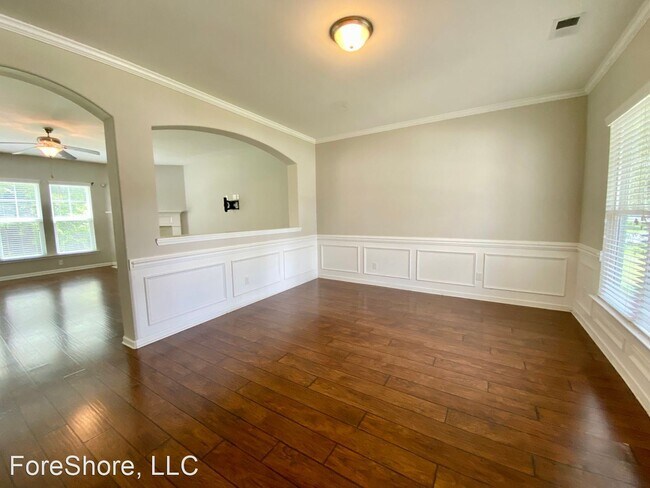 Building Photo - 3 br, 2.5 bath House - 9314 Evan Way