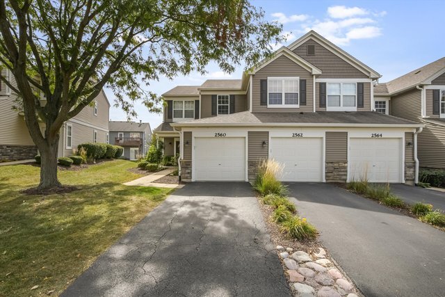 Foto del edificio - 2562 Golf Ridge Cir