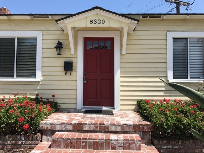Foto del edificio - 8320 Pasadena Ave