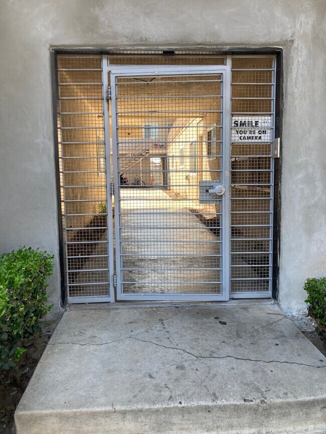 Security Gate - 1905 S Oxford Ave