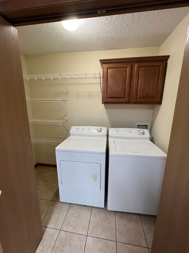Foto del edificio - Close to KSU 2 Bed 2 Bath Apartment!