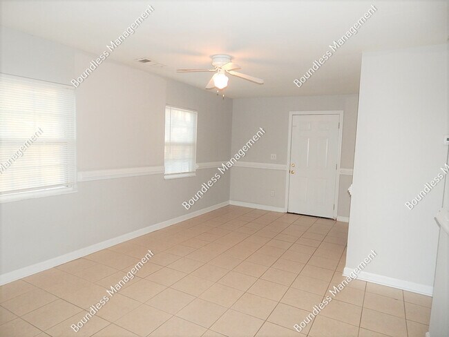 Foto del edificio - 704 Mercer St SE