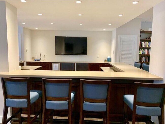 Foto del edificio - 2000 S Ocean Dr