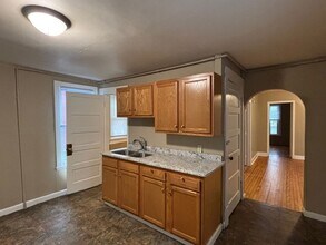 Building Photo - 1221 Galtier St