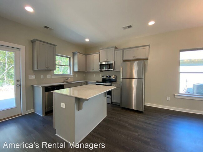 Foto del edificio - 4 br, 3 bath House - 7930 St. James Drive