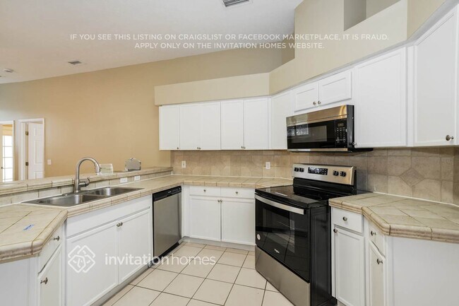 Foto del edificio - 4409 Blantyre Pl