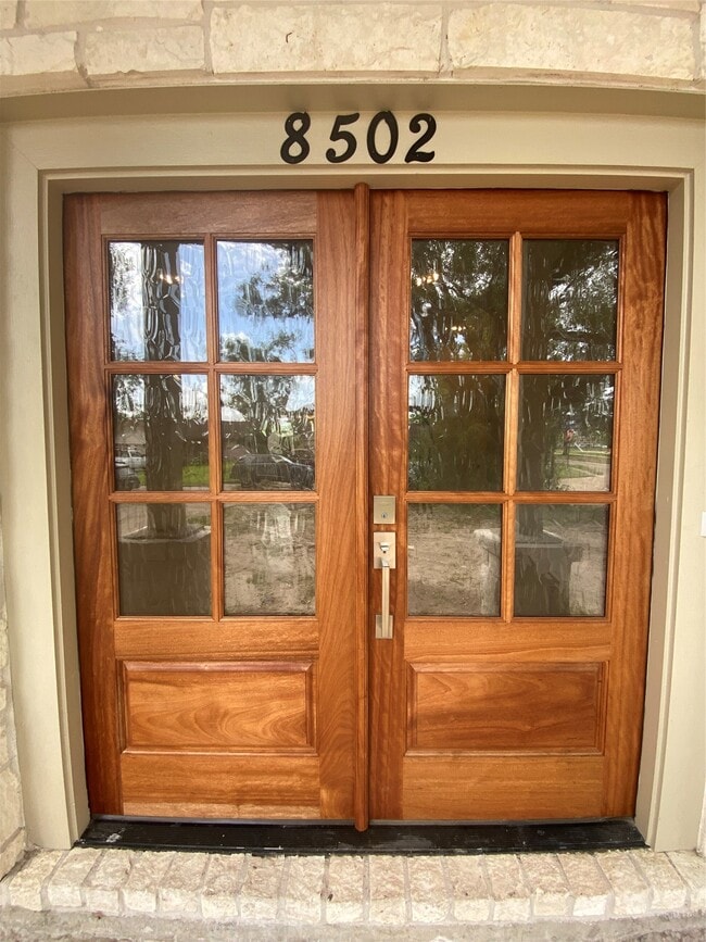 Building Photo - 8502 Alcott Dr