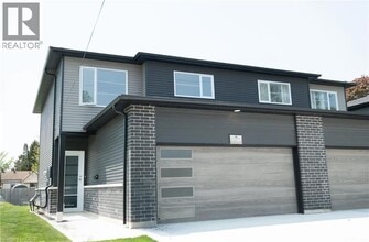 Building Photo - 46 Llydican Ave