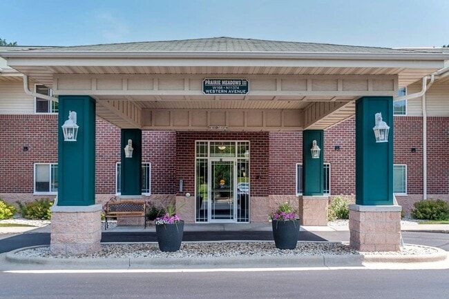 Interior Photo - Prairie Meadows II - III Senior Living Apa...