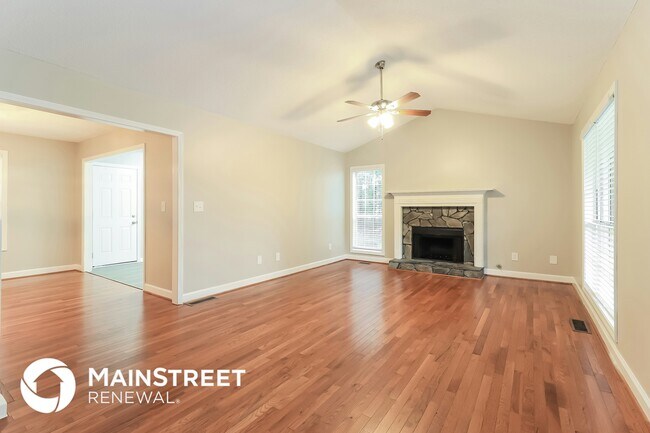 Building Photo - 37 Herrell Dr