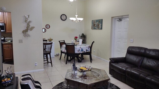 Foto del edificio - 3636 Alder Dr