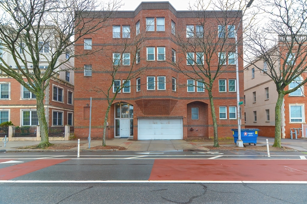 Primary Photo - 2456 Massachusetts Ave