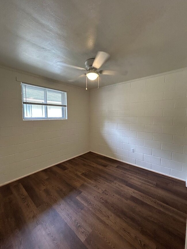 Foto del edificio - 815-15 1/2 15th Half St