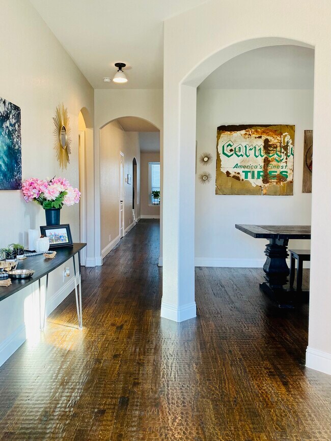 main entryway - 6217 Norley Ct